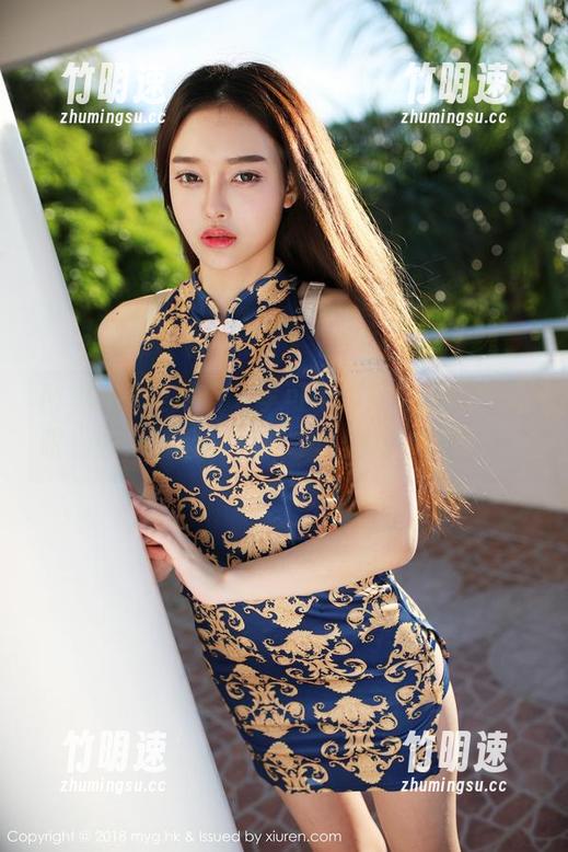MyGirl美媛馆 - 李可可的短裙作品，放眼看去，好像只有风才最懂她的奔放……