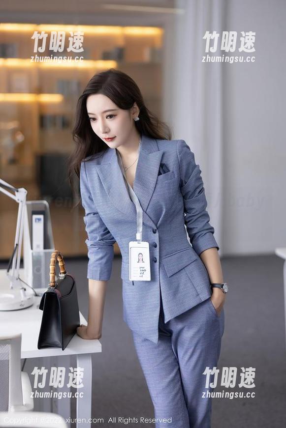 Xiuren秀人网 - 女王风范：雨儿baby原图与图册的对撞激荡