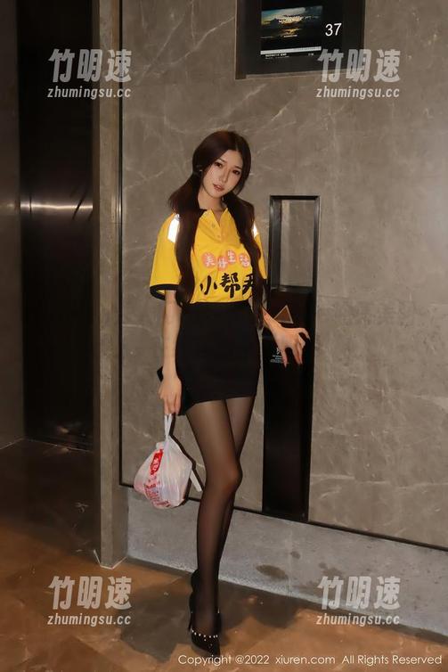 Xiuren秀人网 - 雯大王susie油亮美图上线，在线等你来‘吸睛’！