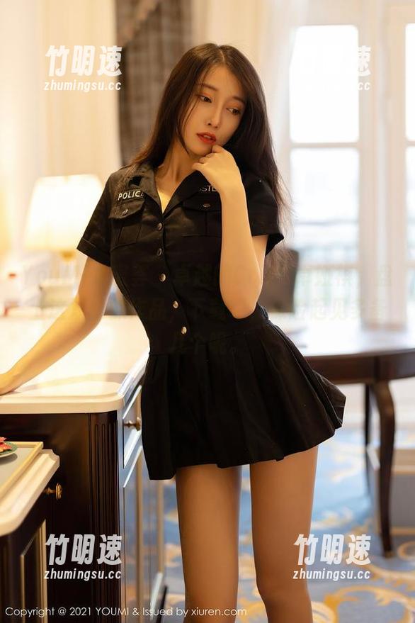 YouMi尤蜜荟 - 卓越的Cris_卓娅祺，盘上这双丝袜作品，下载吧，保险起见多备几个呢。