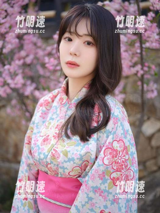 一抹夏日，wuyo(우요)的定制作品透着懒洋洋的气息，刚好适合泡在沙发上。