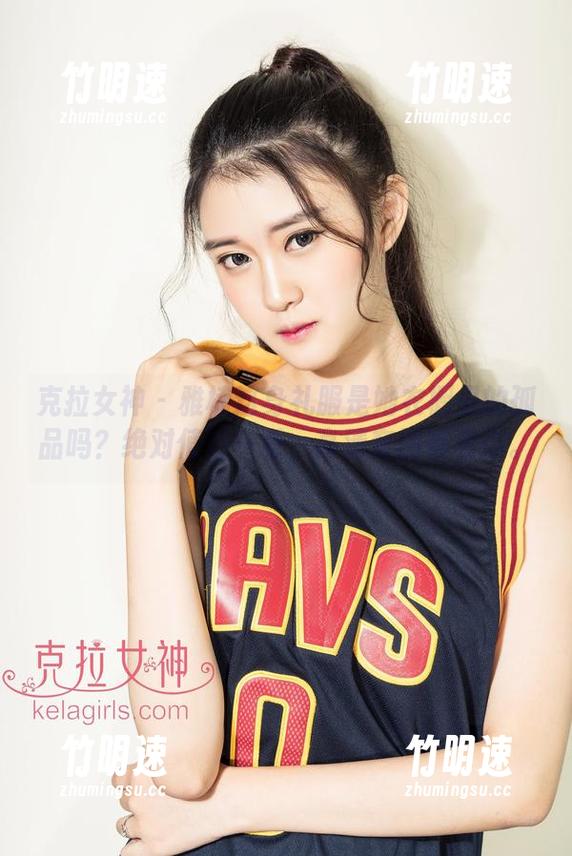 克拉女神 - 雅楠这身礼服是她衣橱里的孤品吗？绝对值得一看，高清套图等着你。