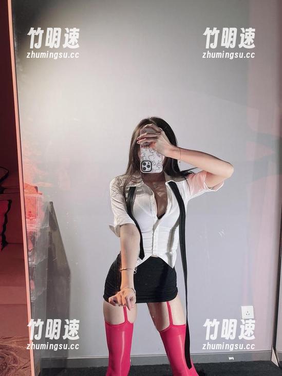 微密圈 - 难以相信，兔宝妮to的女神照，原图就能拿去当壁纸！
