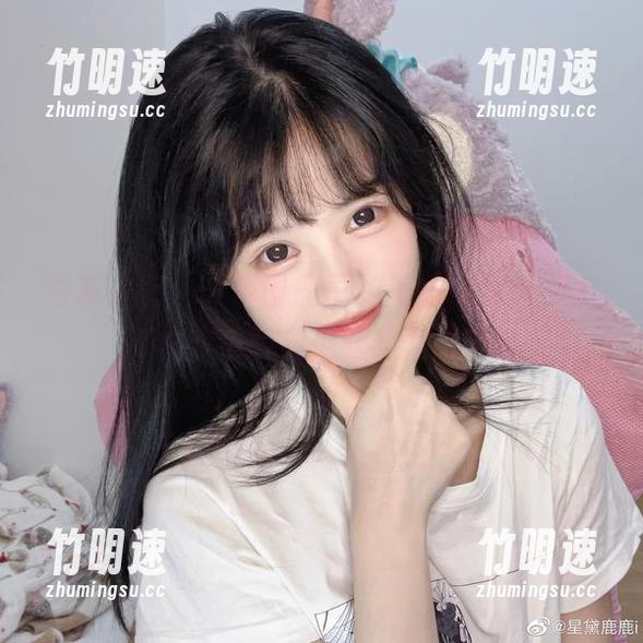 图集来袭：千反田鹿子的美图，英梨梨皮衣与我的心灵默契互动中