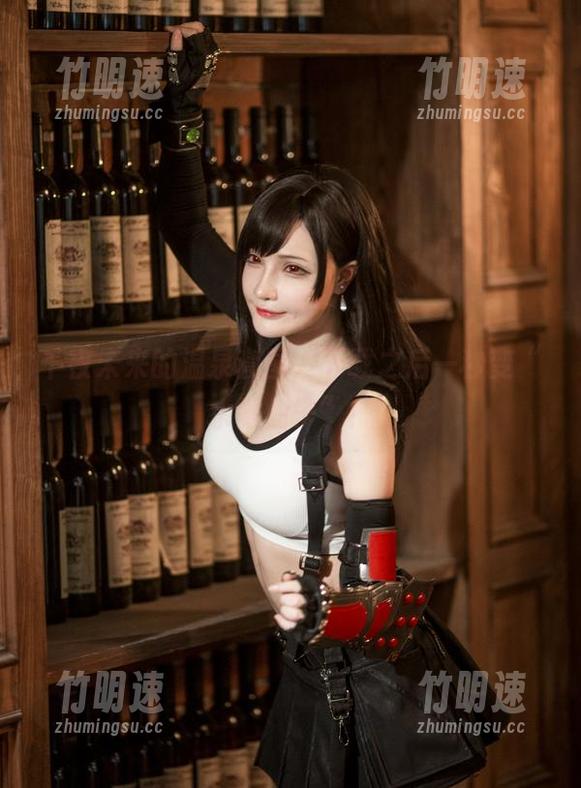 千夜未来的温泉套图，下载之后一秒变“水雾仙子”！