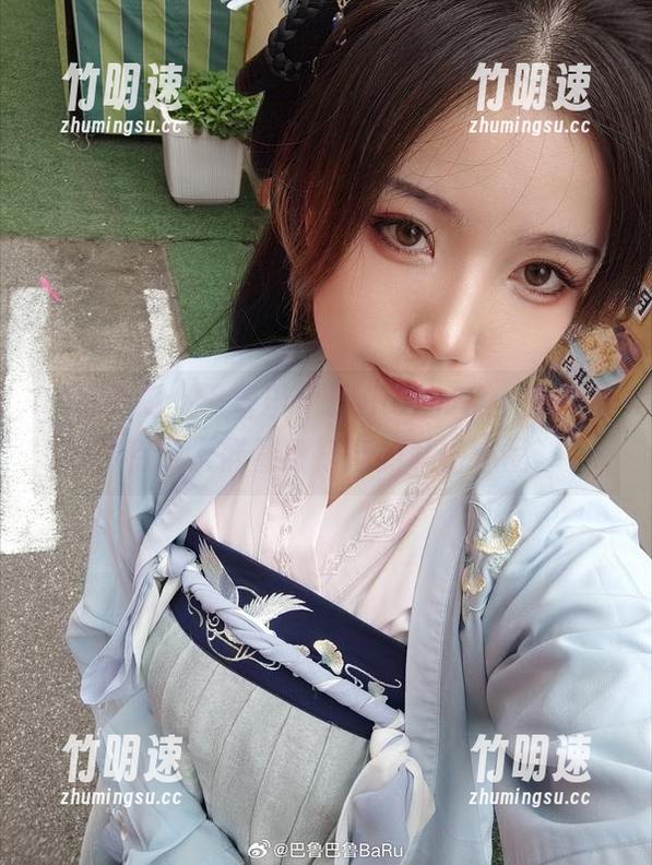 作品专属，巴鲁巴鲁BaRu的JK：感觉是为特定人群量身打造的私密小品。