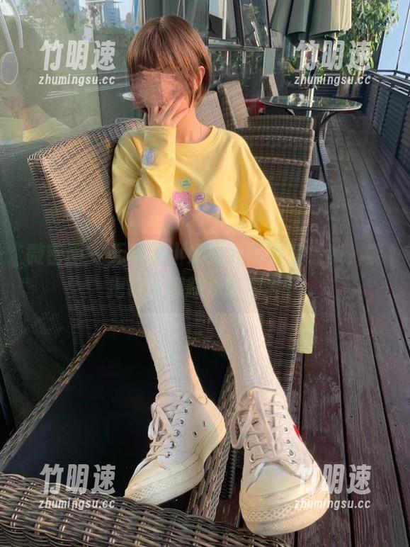 微密圈 - 无敌哒小姨妈的高跟鞋福利，能把鞋架都踩塌的那种！