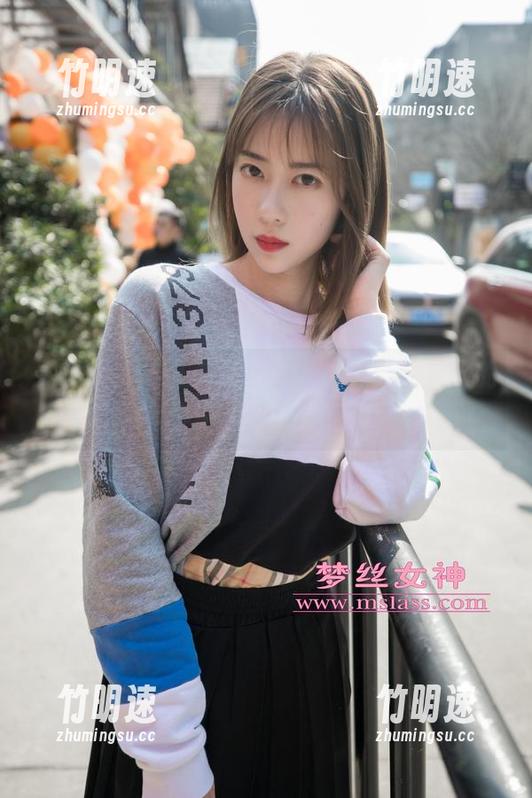 梦丝女神 - 一套高清，万般组合，灵唯的JK姿态永远让人想象。
