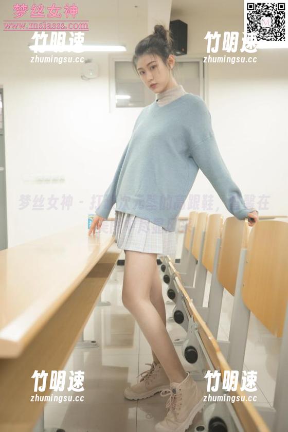 梦丝女神 - 打破次元壁的高跟鞋，雪馨在美图中尽显风采