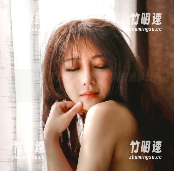 樱晚gigi黑丝全集原图，看似普通却潜藏了太多‘想象空间’！