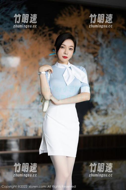 秀人网 - Jennifer小若的专属秘书套图分享，打造你的职场霸主正能量！