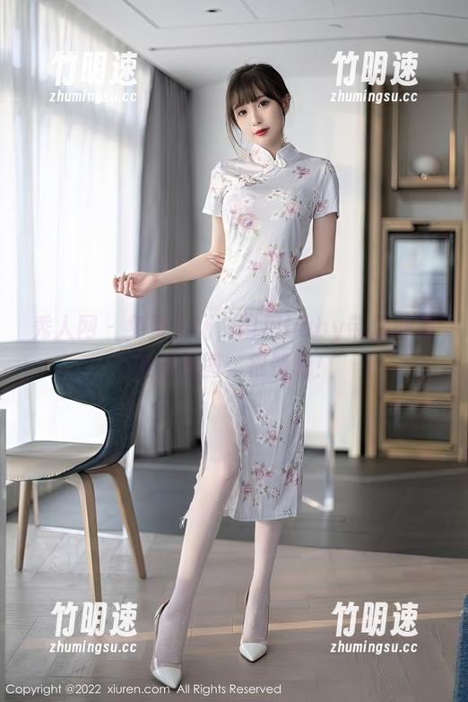 秀人网 - 免费入场，智恩baby带你漫游夏日原图，很赞吧！