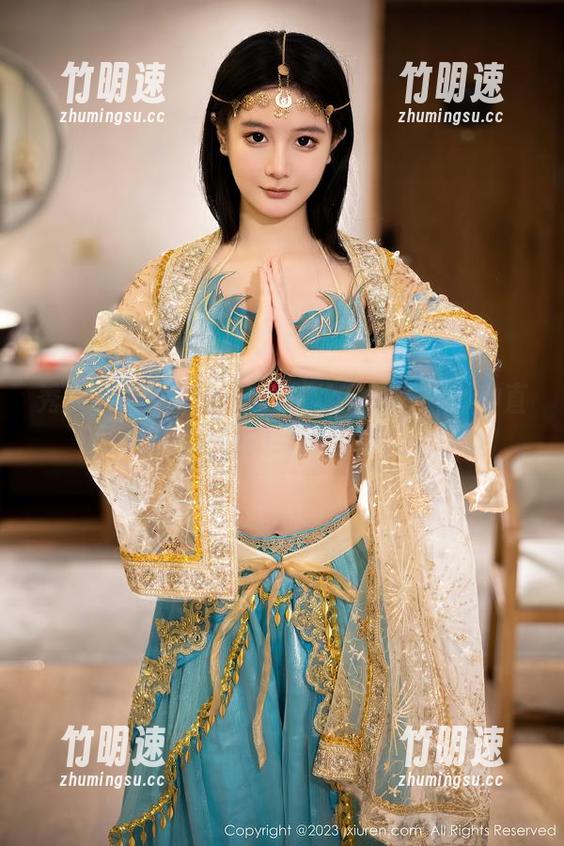 秀人网 - 欧阳若依的灰丝写真集：那种直击心底的绝妙思绪...