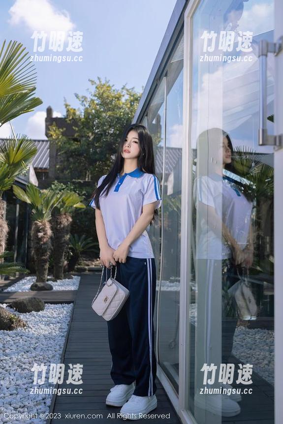 秀人网 - 春天的定制修女图集——蛋蛋宝的温柔世界