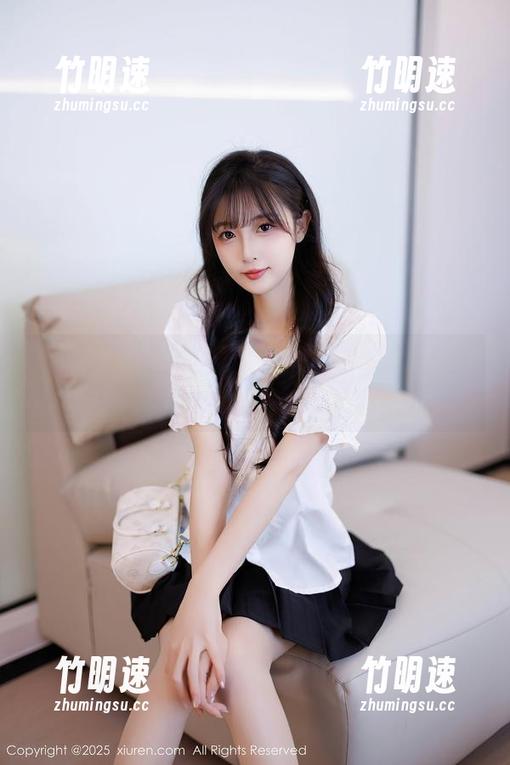 秀人网 - 随便一看袁圆的定制写真：裤里丝，立马觉得生活有趣多了！