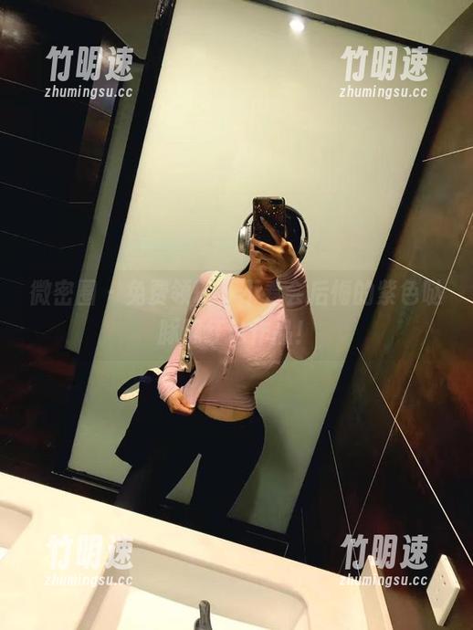 微密圈 - 免费领取，不看会后悔的紫色哒豚豚红色作品！