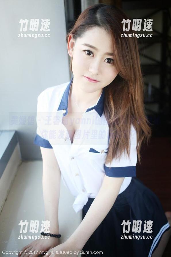 美媛馆 - 王馨瑶yanni的圣诞写真小隐秘：你能发现图片里的玩味吗？