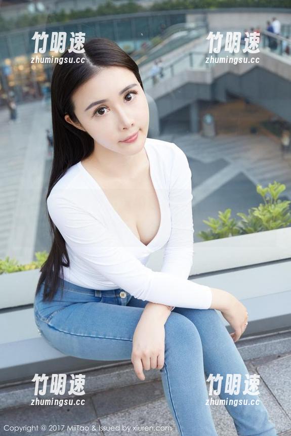 蜜桃社 - 许思铭这组黑丝真绝，最新资源可要锁好，不然难找！