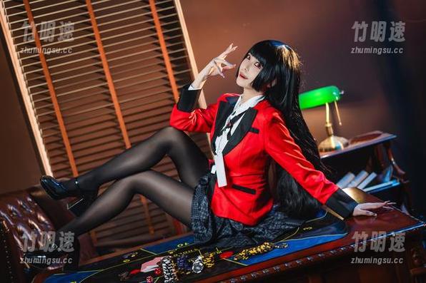 蜜汁猫裘的最新实验！免费图集，小奶牛女仆又回来啦