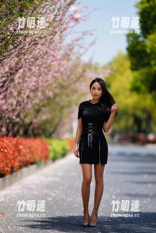 微密圈 - “辣妈女神”图包：姐姐，你的颜值让我想认个干妈！