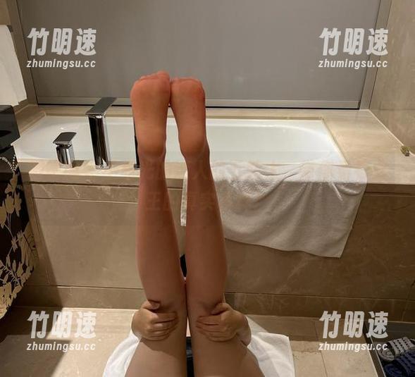 微密圈 - 不靠光的迷人的五姨太，带你看看女王的真实模样！